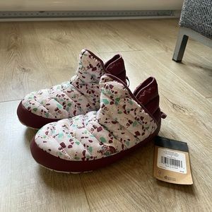 North Face Thermoball Traction Booties